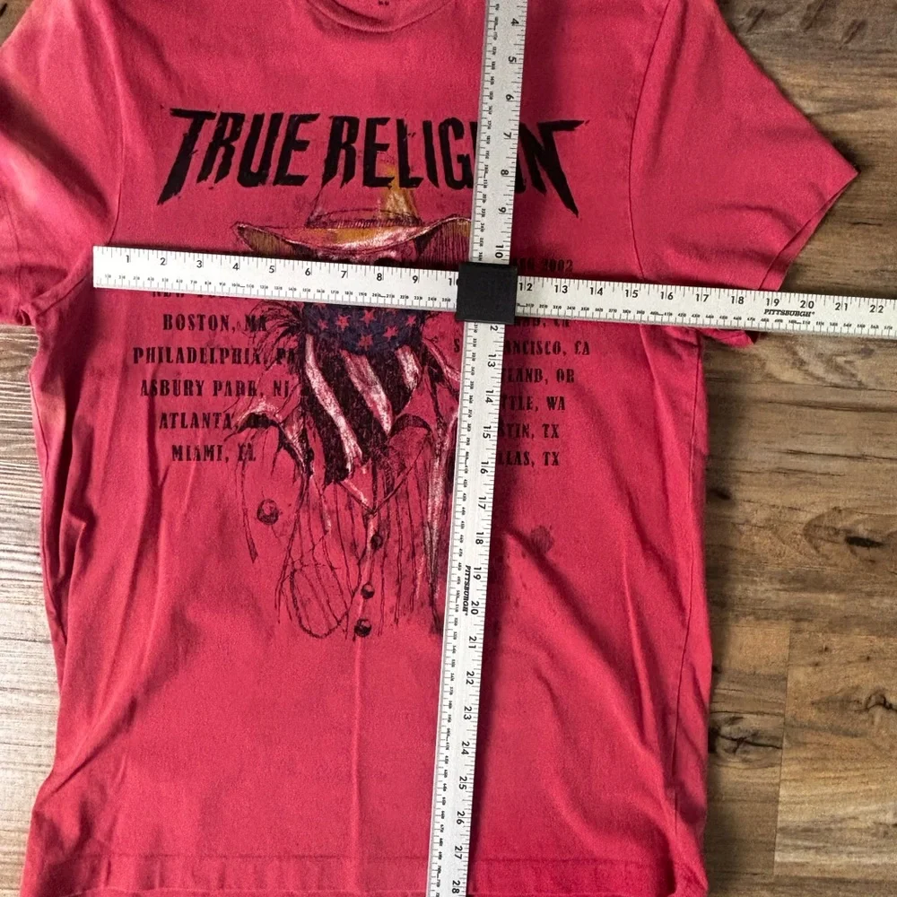 True Religion Skull Cowboy Tour Graphic T Shirt Mens‎ M Red Vintage Style Band